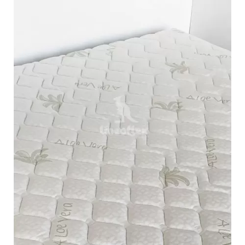 vzmetnica-rosa-snemljiva_742396442